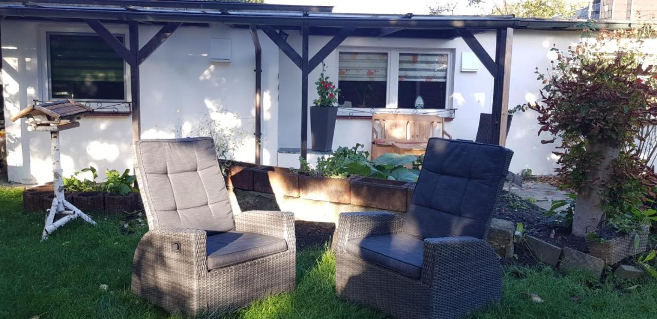 Bungalow An Der Tanne Mit Uberdachter Terrasse Dusseldorf Ngoại thất bức ảnh