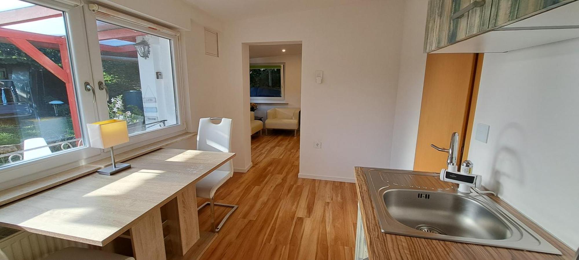 Bungalow An Der Tanne Mit Ueberdachter Terrasse Dusseldorf Ngoại thất bức ảnh