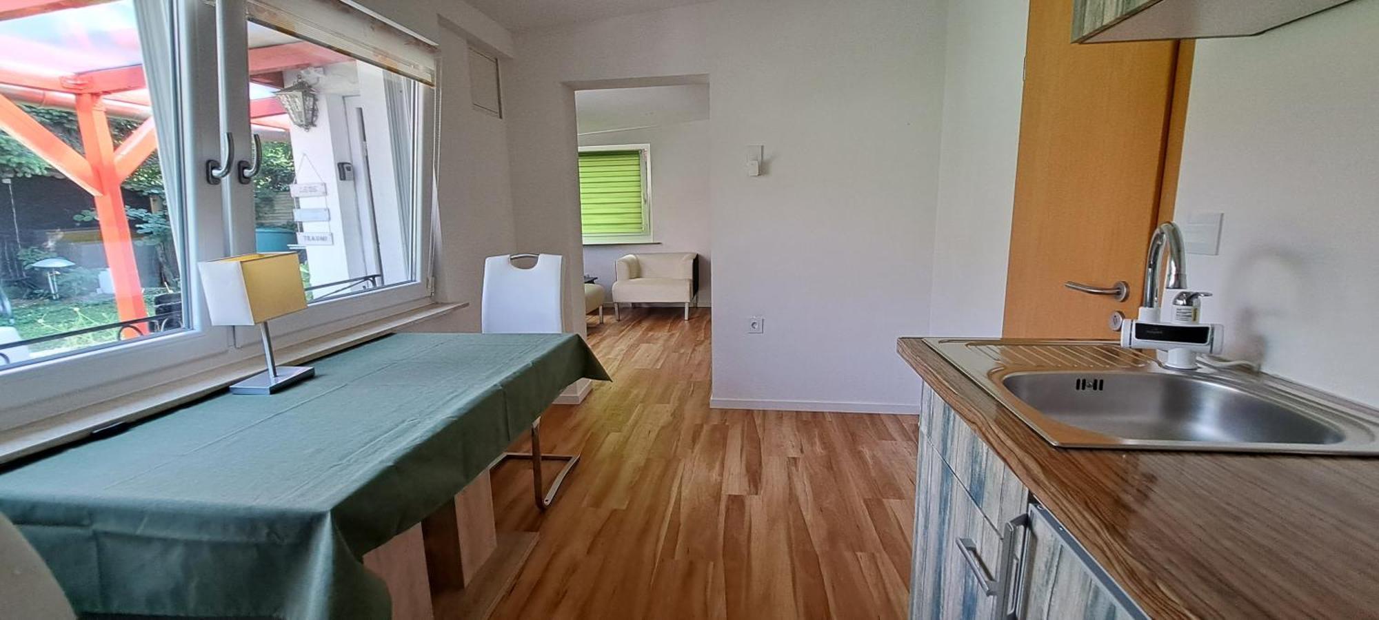 Bungalow An Der Tanne Mit Ueberdachter Terrasse Dusseldorf Ngoại thất bức ảnh